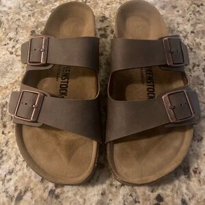 NWOT Birkenstock Brown Sandals